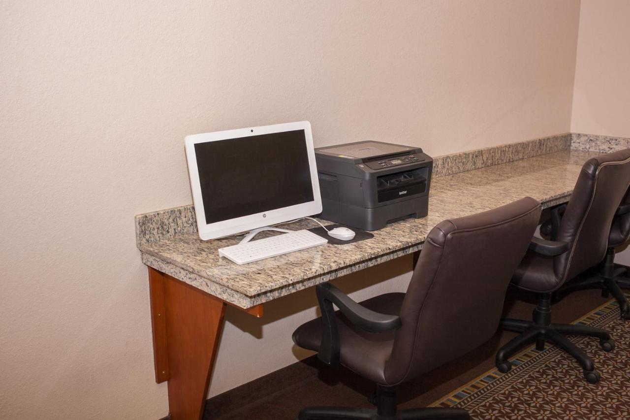 Candlewood Suites - Logan מראה חיצוני תמונה